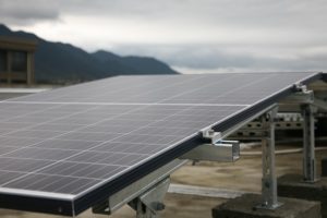 solaranlage photovoltaik auf flachdach